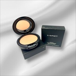 MAC *OLD FORMULA* NC40 Studio Fix Powder Plus Foundation
